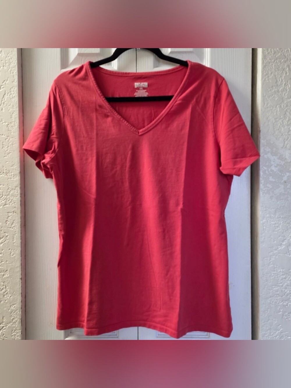 Duluth Trading Co V-Neck Short Sleeve Tee - Coral Pink 2XL